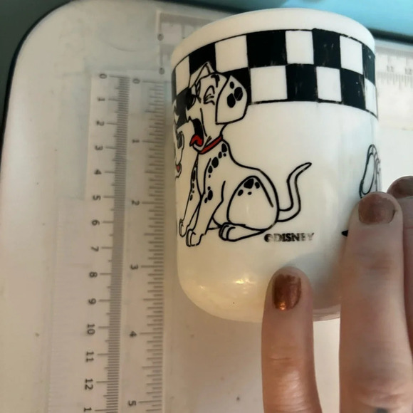 🛍️3/$30  Vintage Disney 101 Dalmatians small kids white plastic cup - Picture 10 of 10